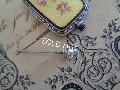 画像4: ギロッシュエナメルローズ柄ペンダントトップ