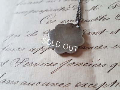 画像2: マザーオブパールマリアペンダント