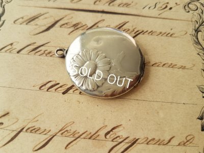 画像3: マーガレット柄ロケットペンダントトップ