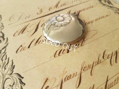 画像4: マーガレット柄ロケットペンダントトップ