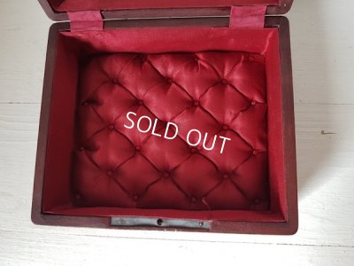 画像2: クッション付ガラスケース