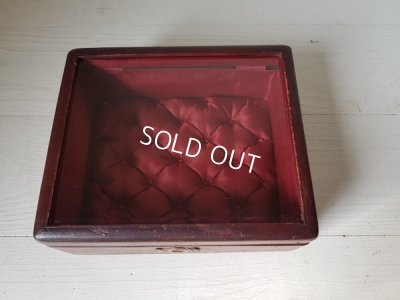 画像4: クッション付ガラスケース