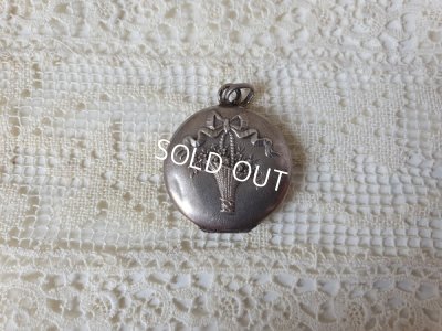 画像3: 花かごレリーフペンダントトップ