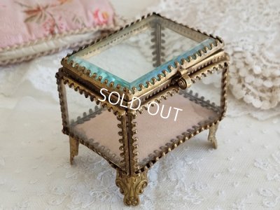 画像2: アンティークガラスジュエリーケース