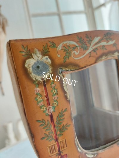 画像14: 天使のガラスケース