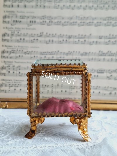 画像9: アンティークガラスジュエリーケース