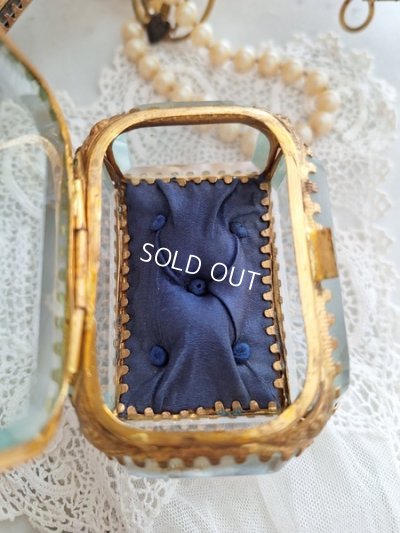 画像2: アンティークガラスジュエリーケース