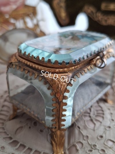 画像7: アンティークガラスジュエリーボックス