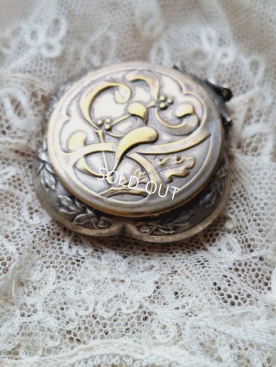 画像10: アンティークやどり木柄パウダーケース