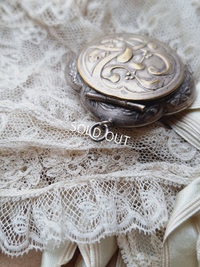 画像11: アンティークやどり木柄パウダーケース