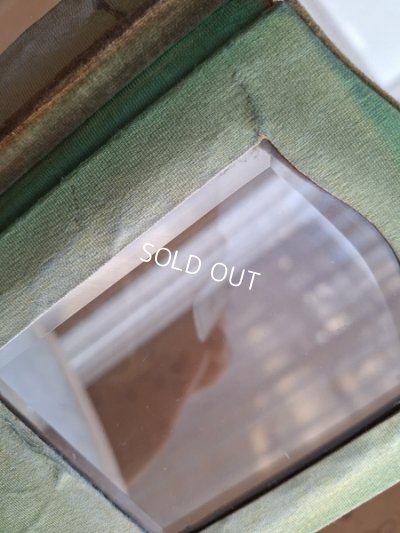 画像20: 天使のガラスケース