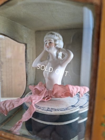 画像28: 天使のガラスケース