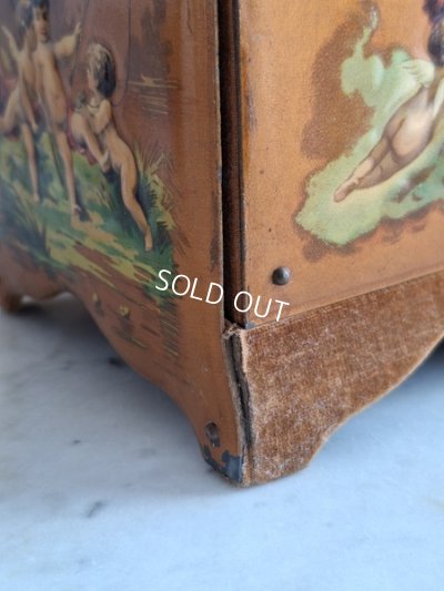 画像29: 天使のガラスケース