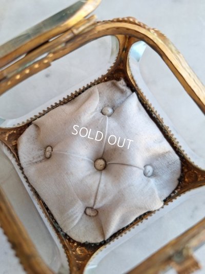 画像2: アンティークガラスジュエリーケース