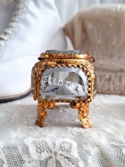 画像14: アンティークガラスジュエリーケース