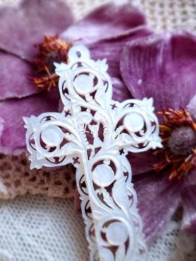 画像9: マザーパール透かしの十字架