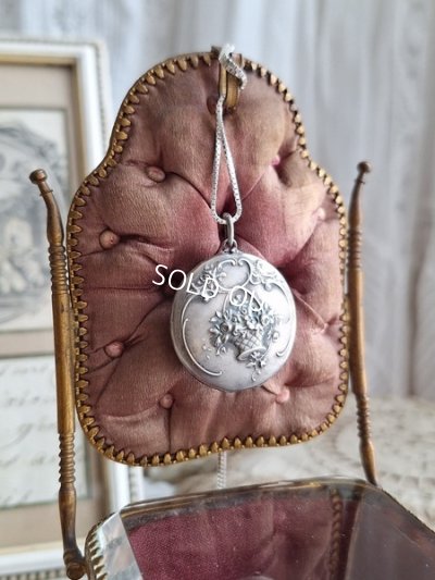 画像3: 懐中時計スタンド付天使のジュエリーボックス