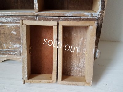 画像9: レース付きドールキャビネット