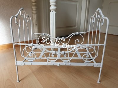 画像2: アイアン製ドールベッド