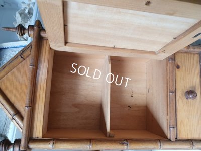 画像15: アンティークドールキャビネット