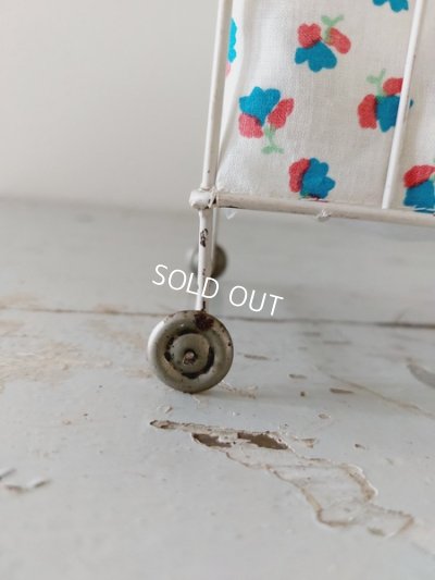 画像9: アンティークドールベッド