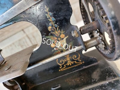 画像17: アンティークトイミシン
