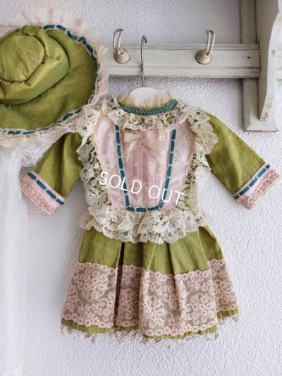 antiquedolldress