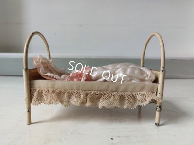 画像4: アンティークドールベッド