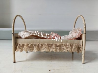 画像6: アンティークドールベッド