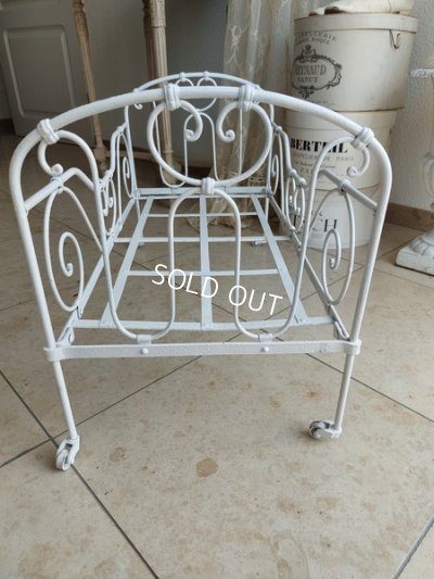 画像6: アンティークアイアン製ドールベッド