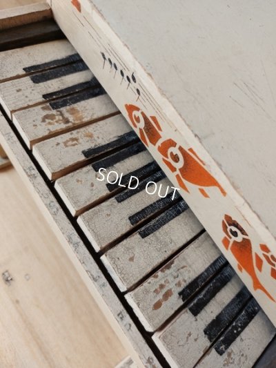 画像3: アンティークトイピアノ