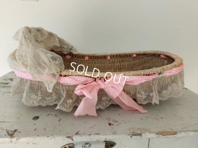 画像9: アンティークドールベッド