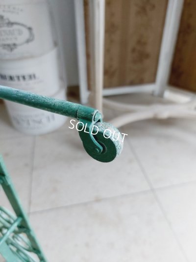 画像3: アンティークアイアンドールベッド