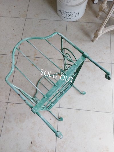 画像21: アンティークアイアンドールベッド