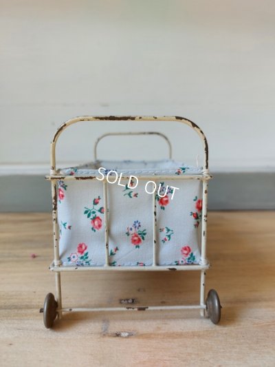 画像11: アンティークドールベッド