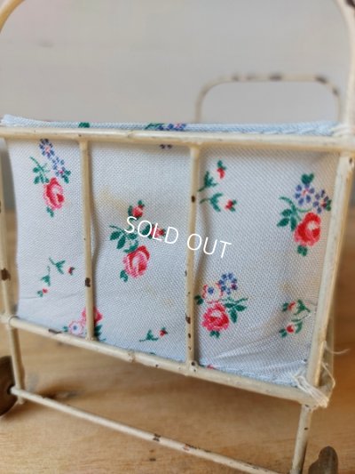 画像15: アンティークドールベッド