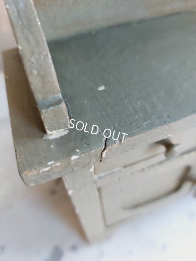 画像9: アンティークドールカップボード&フットレスト