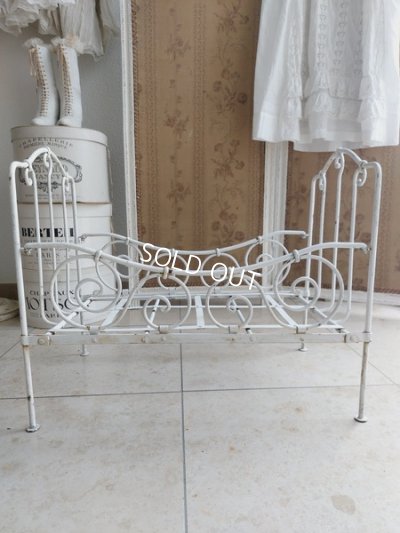 画像10: アンティークアイアン製ドールベッド