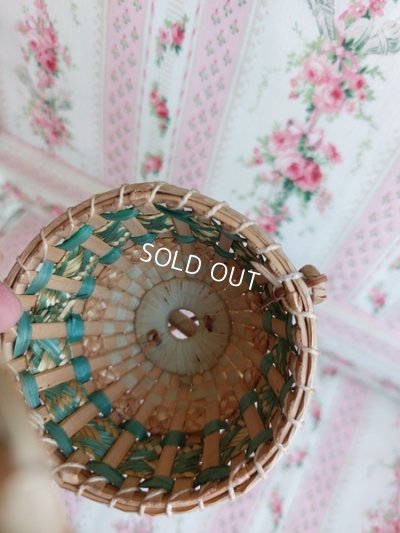 画像5: アンティークたまご型ドールバスケット