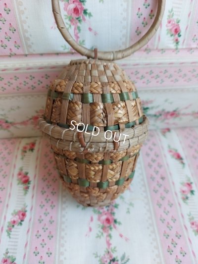画像11: アンティークたまご型ドールバスケット