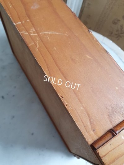 画像14: アンティークドールキャビネット