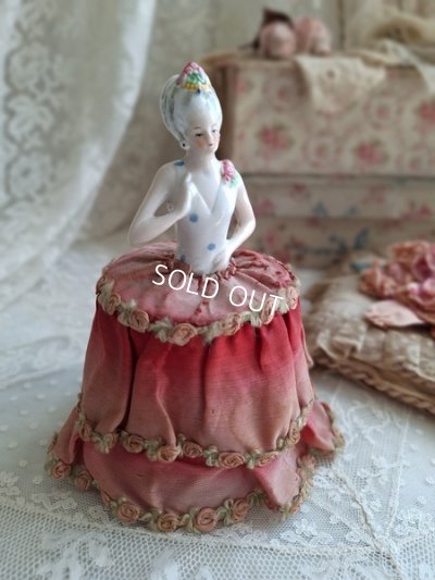 antiquehalfdoll