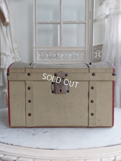 画像3: アンティークドールトランク