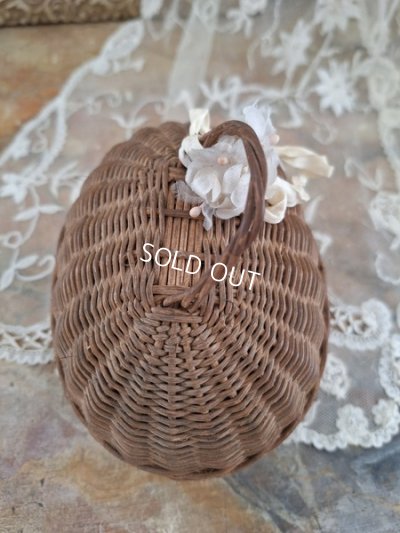 画像6: アンティークエッグ型ドールバスケット