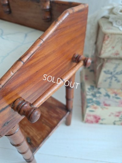 画像8: アンティークドールドレッサー