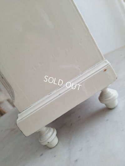 画像9: アンティークドールクローゼット