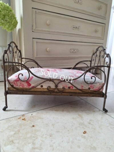 画像7: アンティークドールベッド