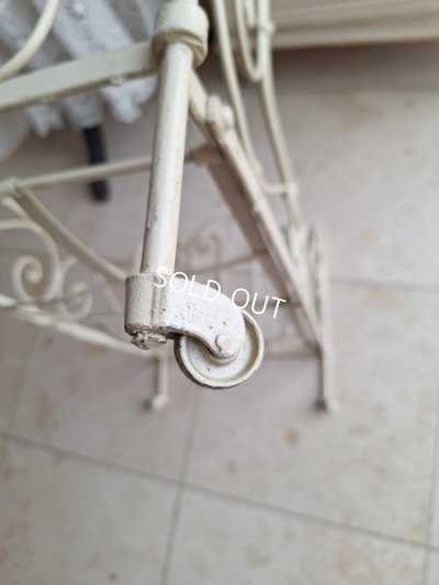 画像8: アイアン製ドールベッド