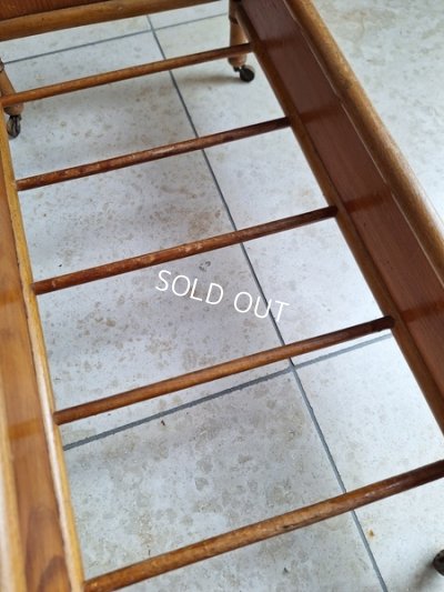 画像8: アンティークドールベッド