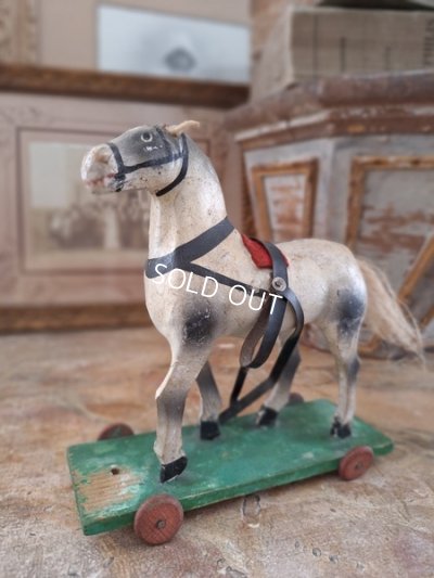 antiquewoddenhorse